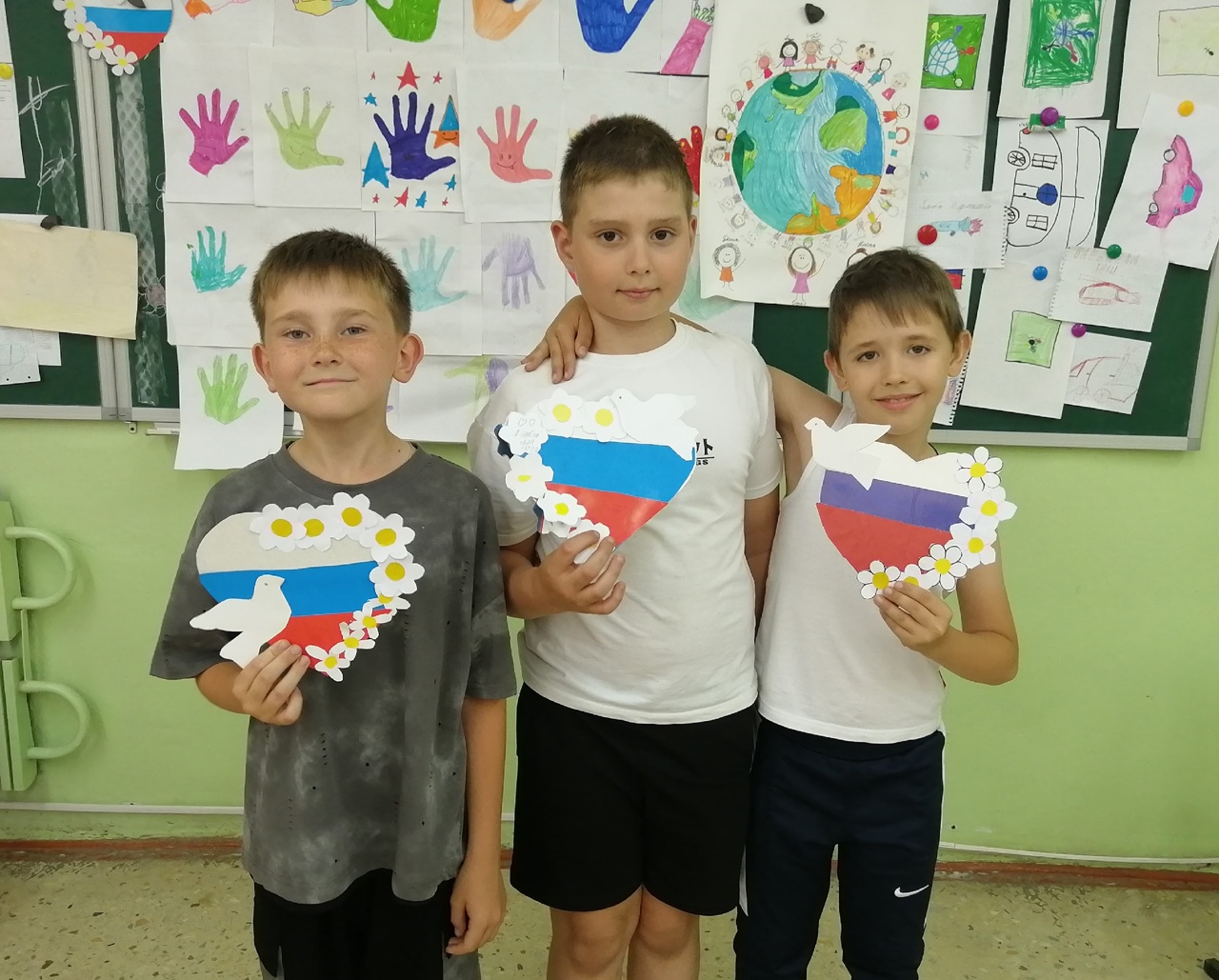 Открытки-поздравления ко Дню России.
