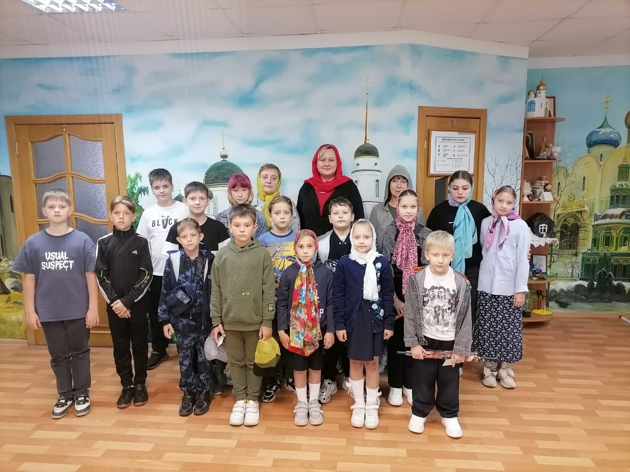 Экскурсия в храме и Воскресной школе.