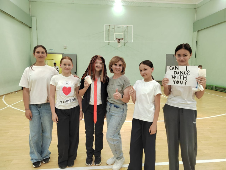 Вслед за «Мечтой».
